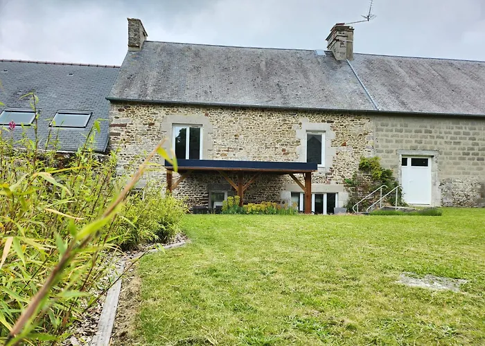 Dom wakacyjny Maison Cosy 115m² Pres De La Hauteville-sur-Mer